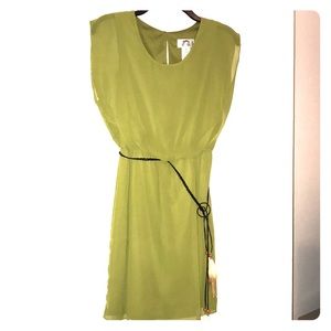 NWOT Olive dress w/ braided feather & bead belt